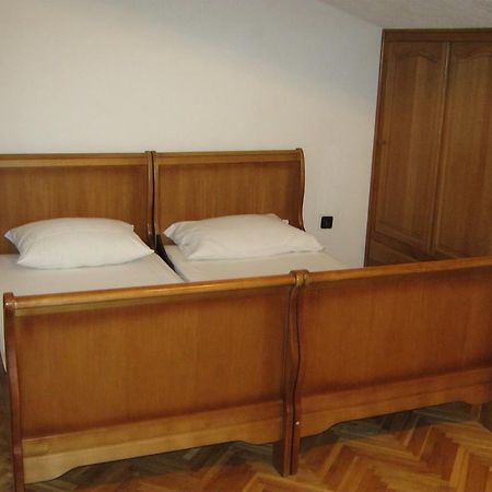 Apartments Nestor ตรีบูนย์ ภายนอก รูปภาพ