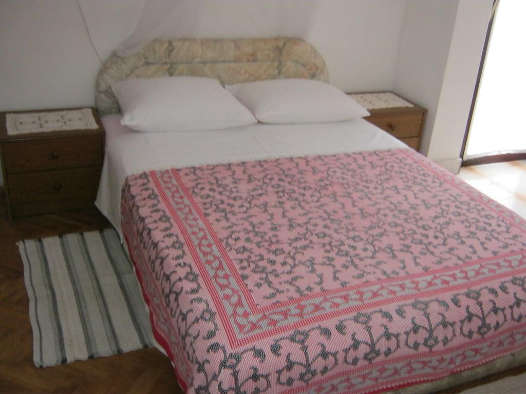 Apartments Nestor ตรีบูนย์ ภายนอก รูปภาพ