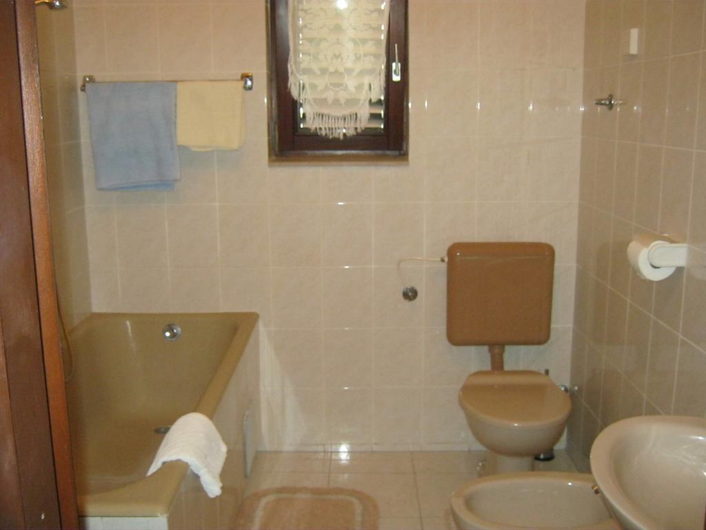Apartments Nestor ตรีบูนย์ ภายนอก รูปภาพ