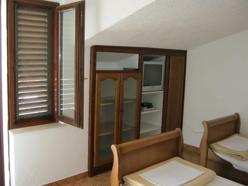 Apartments Nestor ตรีบูนย์ ภายนอก รูปภาพ