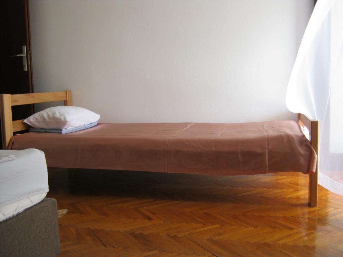 Apartments Nestor ตรีบูนย์ ภายนอก รูปภาพ